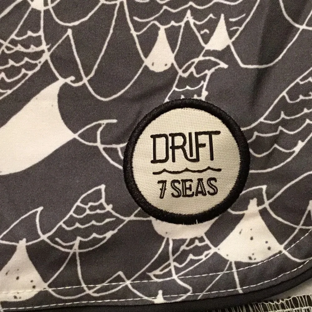 Men’s Board/Surf/Swim NWT